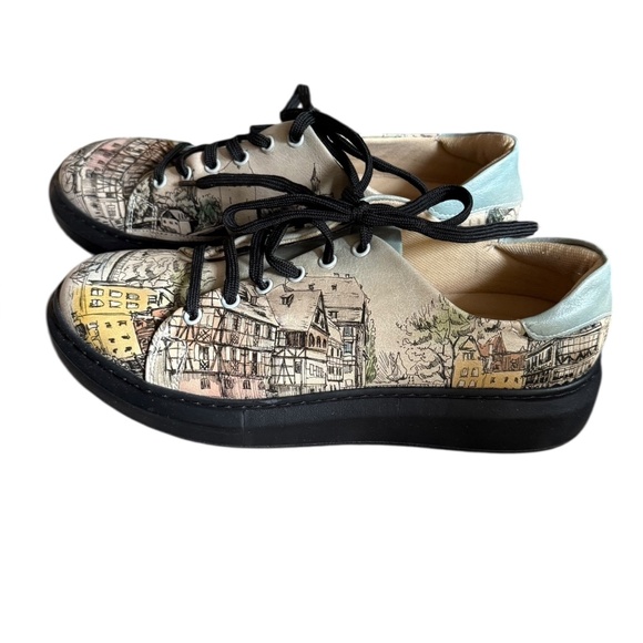 DOGO Women’s Myra Sneaker | Size 38 | Cityscape Print | Worn Once - Picture 1 of 5